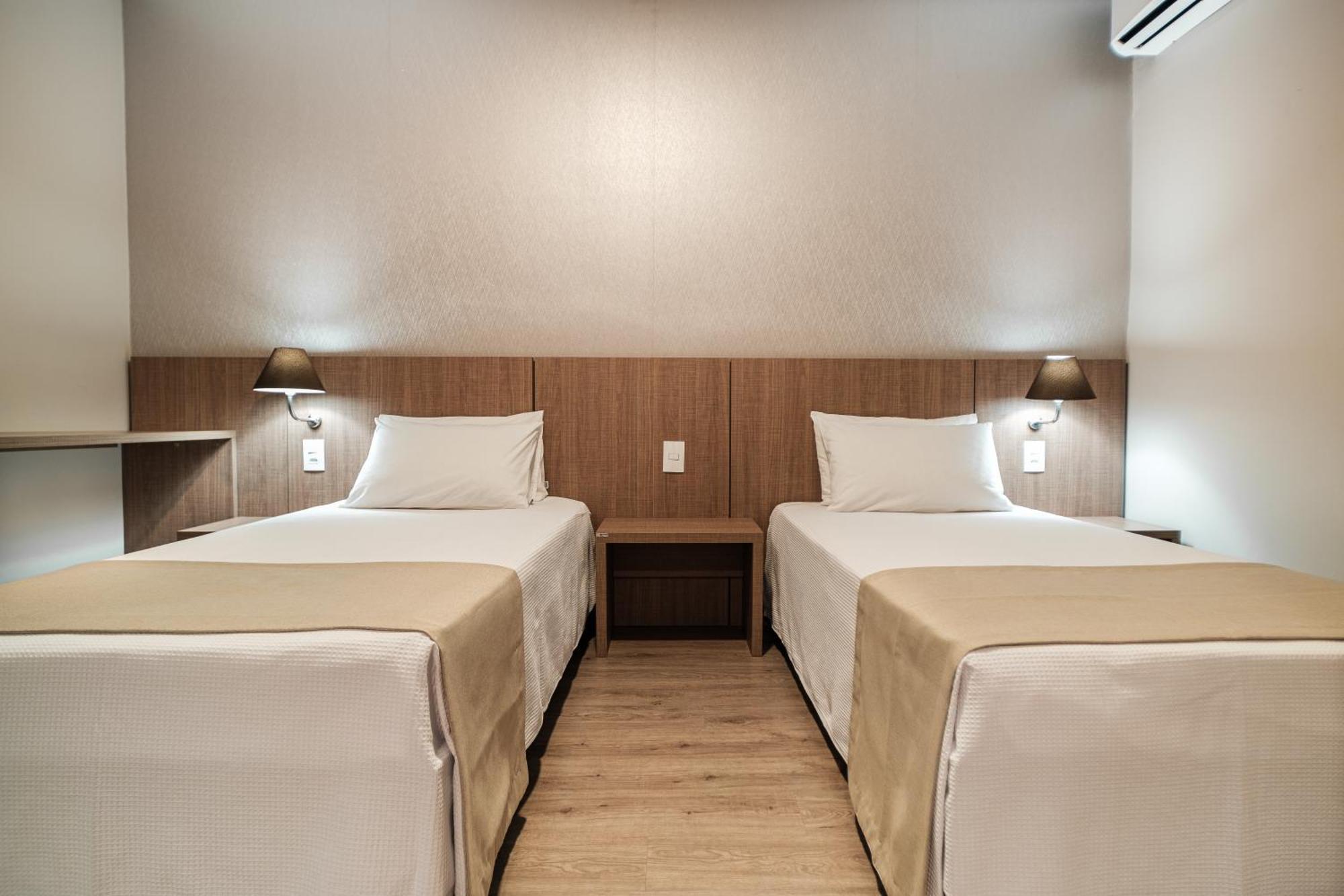 Bello Hotel Толедо Экстерьер фото