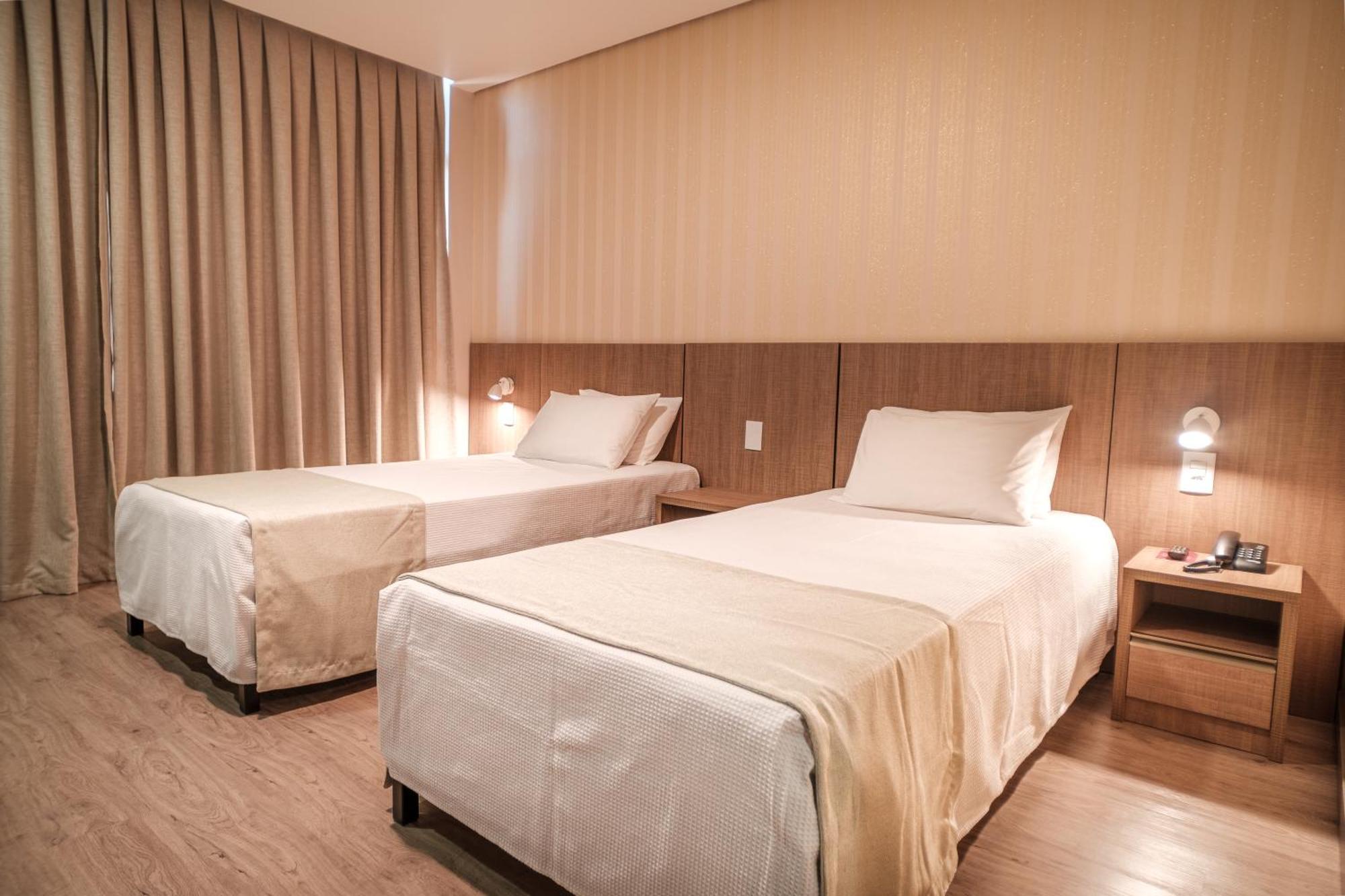 Bello Hotel Толедо Экстерьер фото