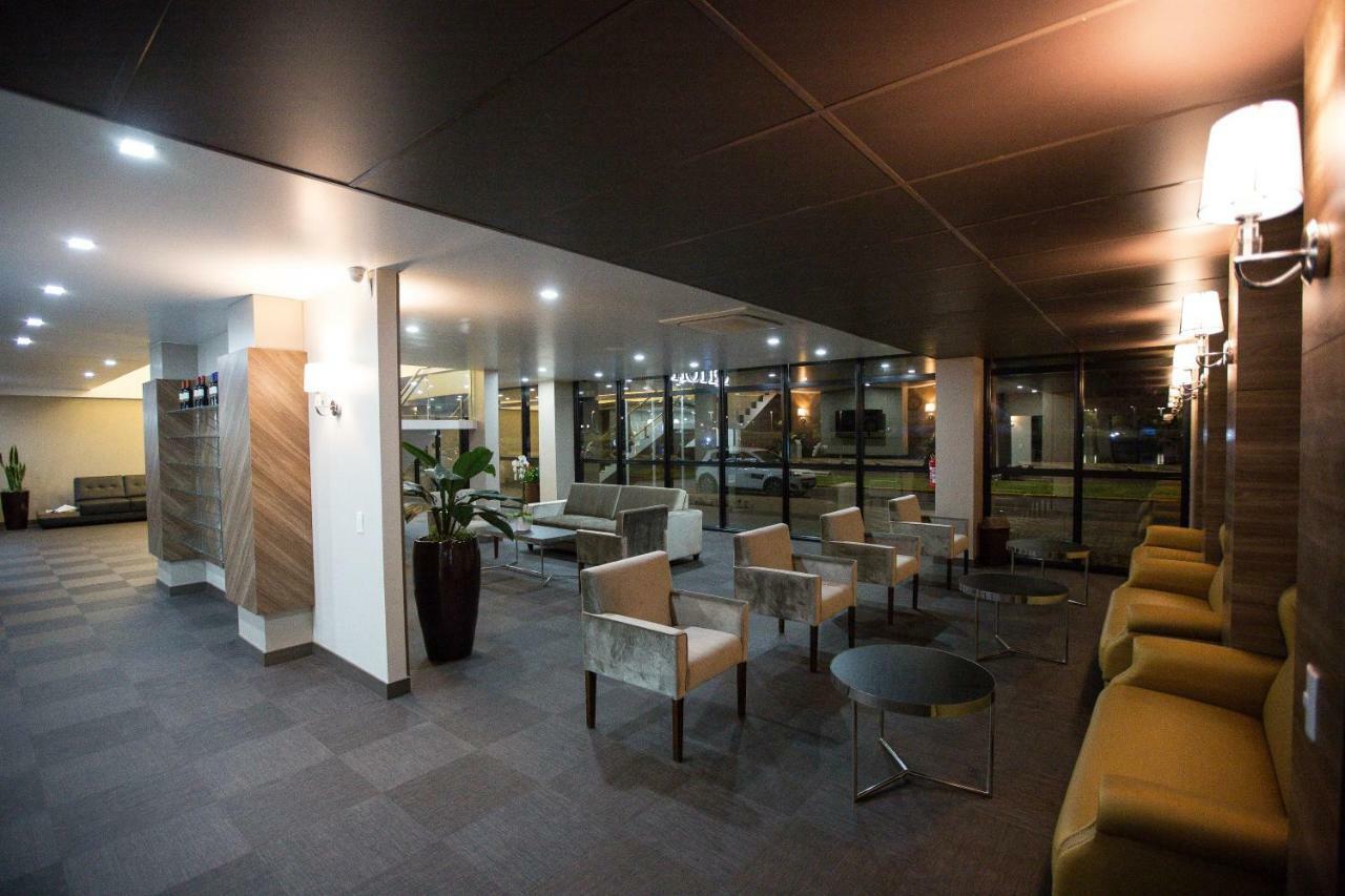 Bello Hotel Толедо Экстерьер фото